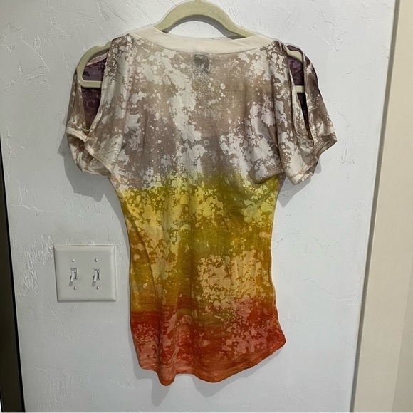 Free People Colorful Split Short Sleeve Top SP - Picture 3 of 7